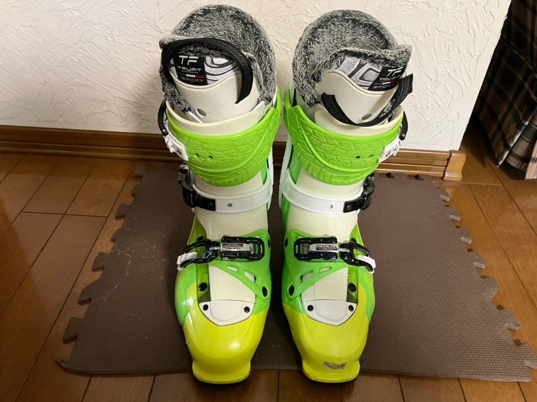 DALBELLO ダルベロ　スキーブーツ　VOODOO　28.5cm