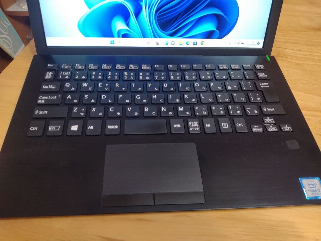 軽量薄型☆VAIO VJPF11C11N i3 7100U 4GB SSD128