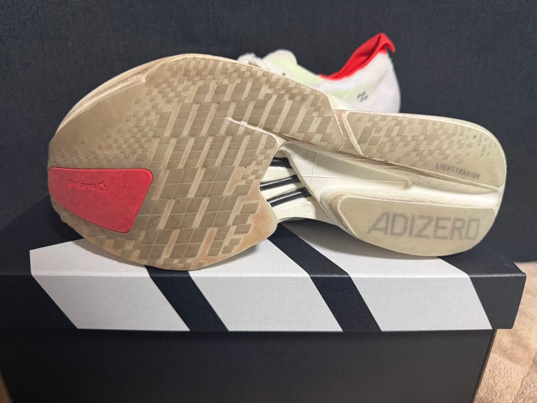 アディゼロ アディオスプロ4