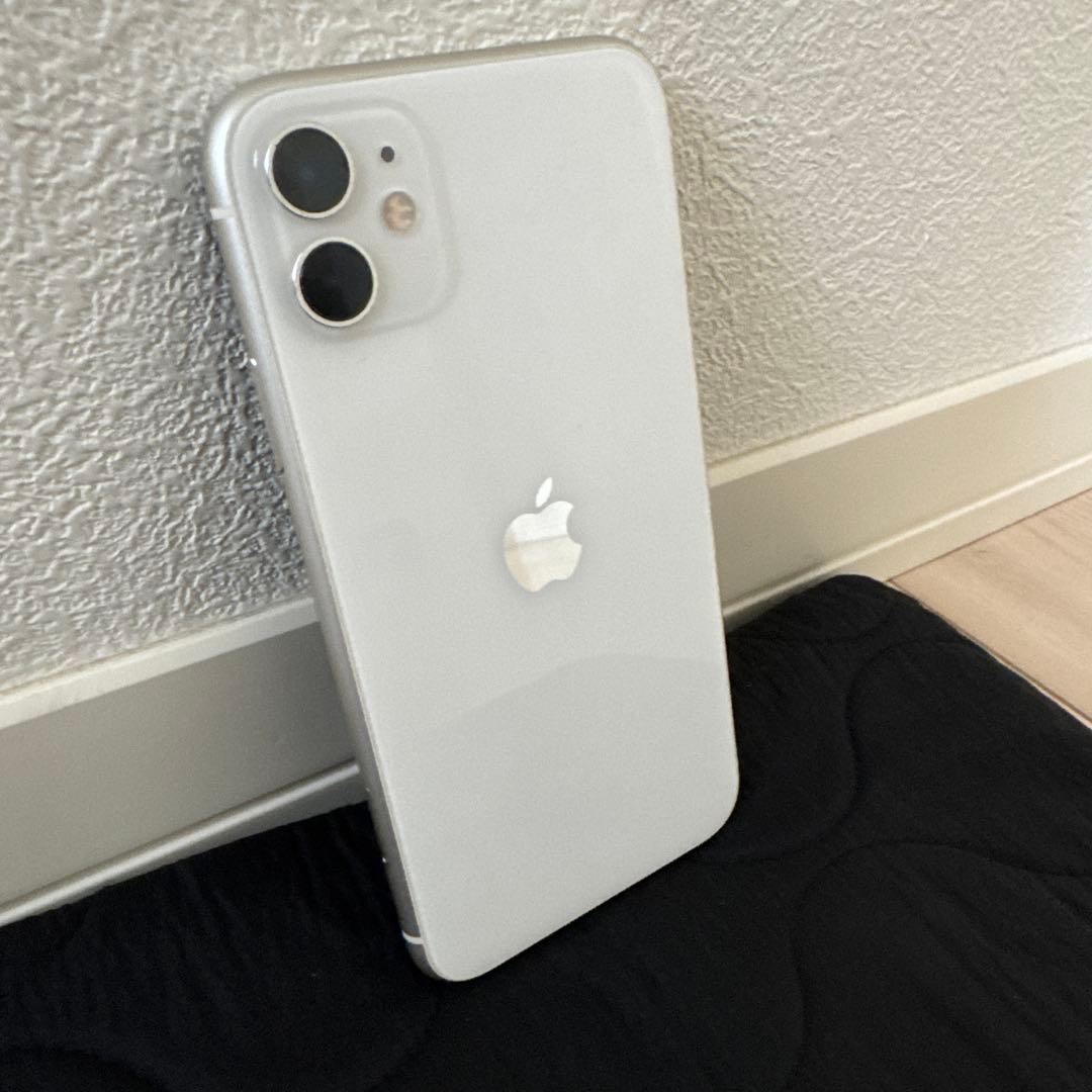 スマートフォン本体 iPhone 11 64 GB