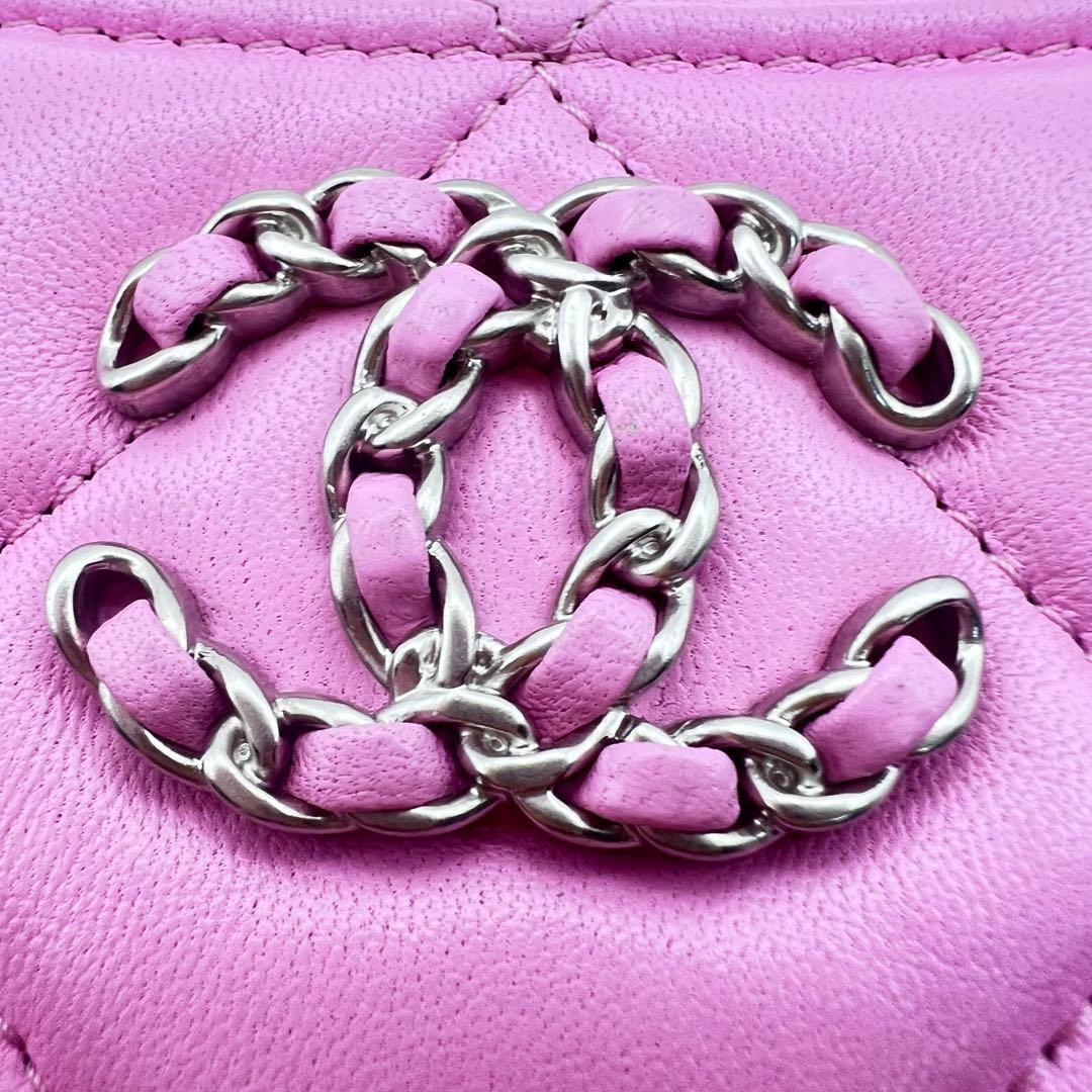 未使用級✨シャネル　マトラッセ　ラムスキン　ココ　ピンク　・カードケース