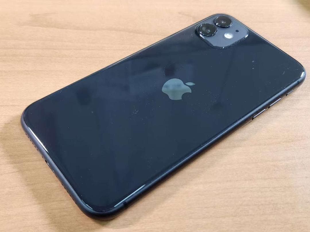 020900B iPhone 11 A2221 64GB 最大容量82%