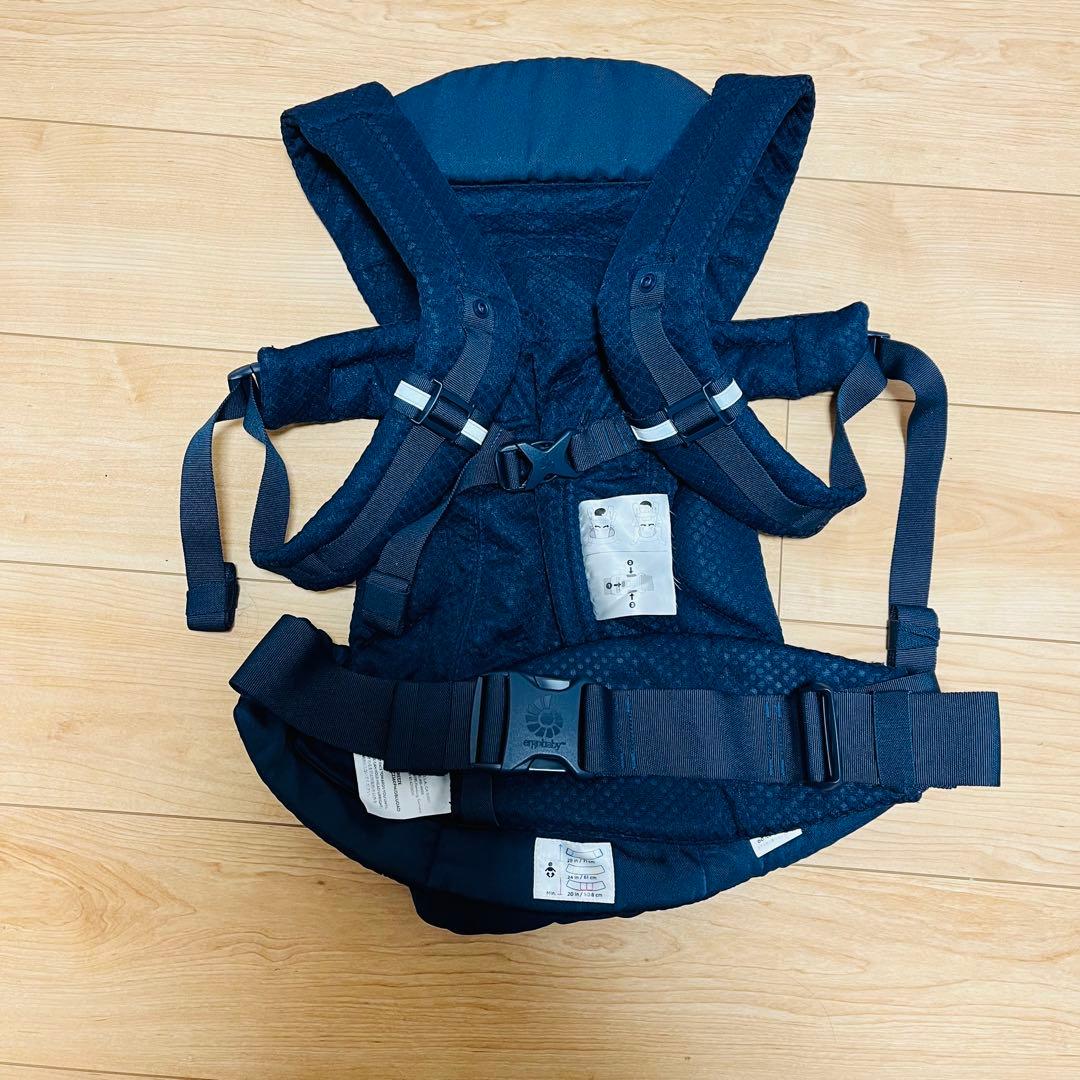 【美品✨】エルゴ　オムニブリーズergobaby ミッドナイトブルー 抱っこ紐