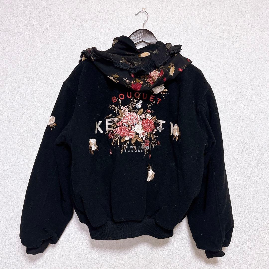 ketty リバーシブル ブルゾン ジャンパー 刺繍 花柄 フード ワッペン　黒