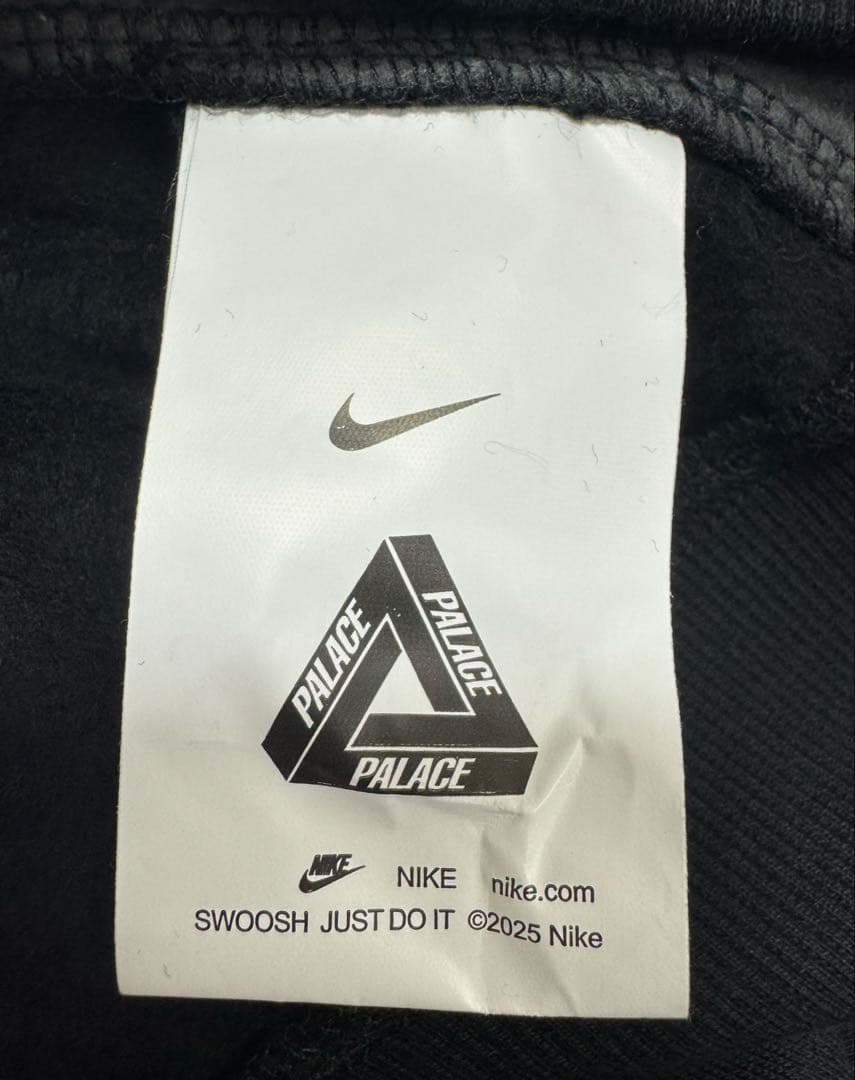 トップス PALACE x Nike Total P90 Crew Black