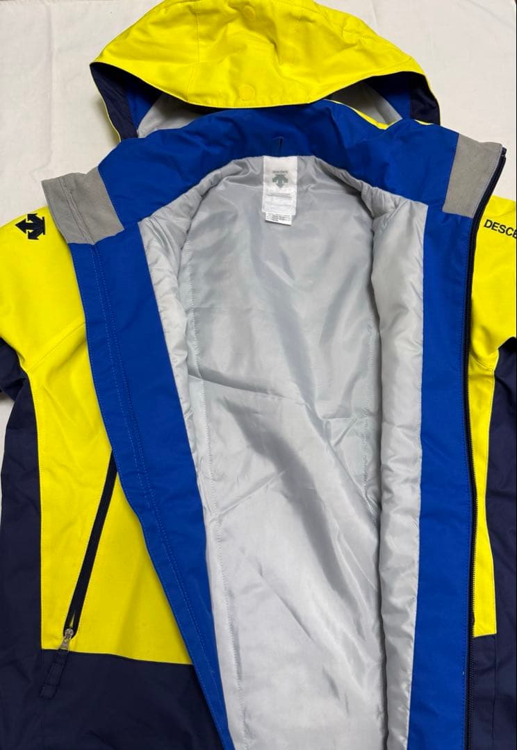 【値下げ】DESCENTE スキーウェア上下イエロー/ネイビー160