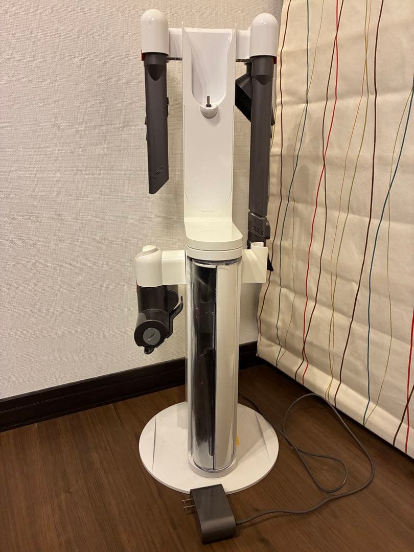 DYSON CYCLONE V10 FLUFFY フロアドック+ツール10点