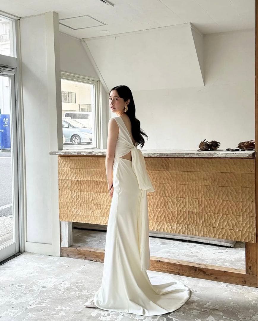 THE URBAN BLANCHE ウェディングドレス （ドレスカバー付き）