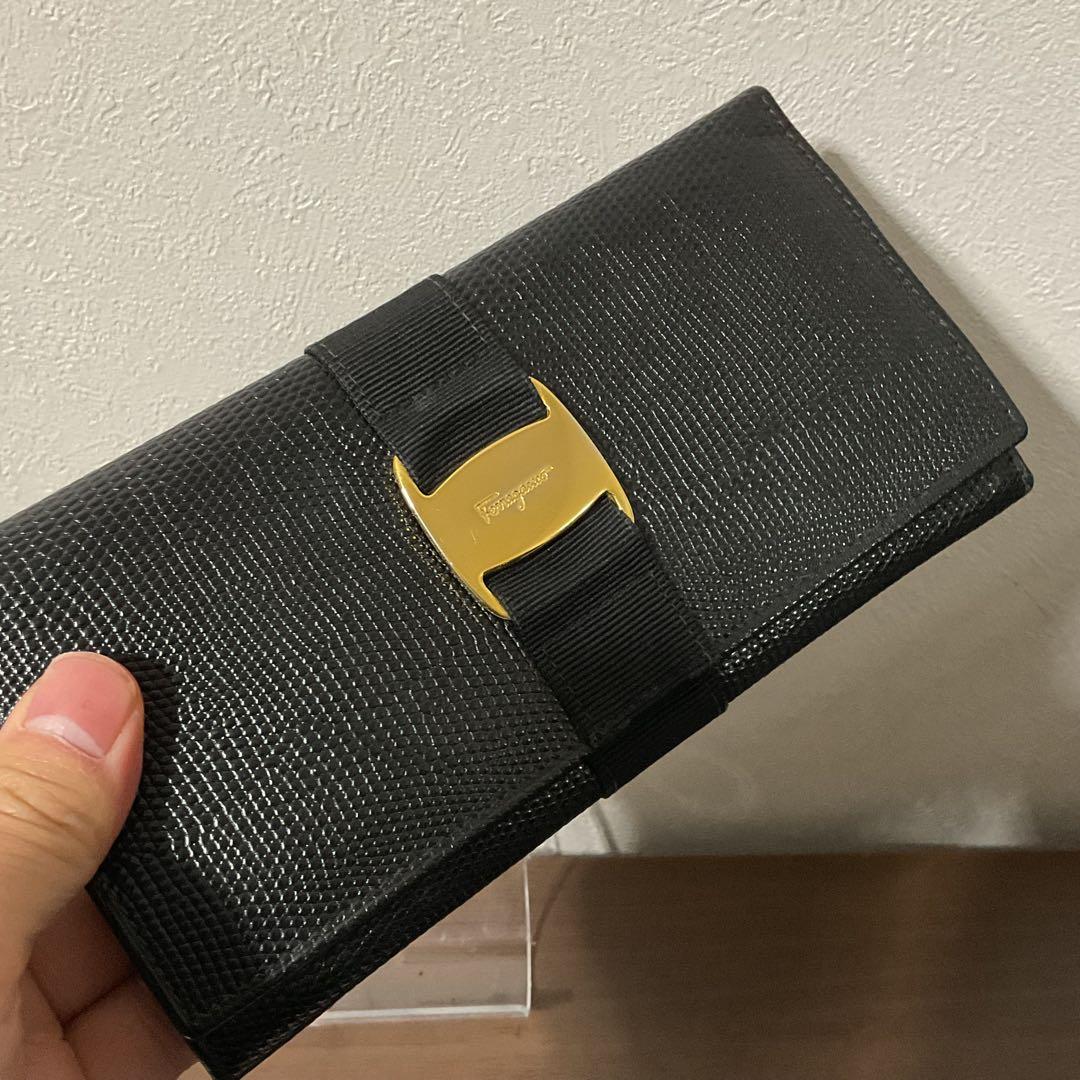 開店セール☆小銭入未使用 美品 サルヴァトーレフェラガモ レザー ヴァラ長財布②