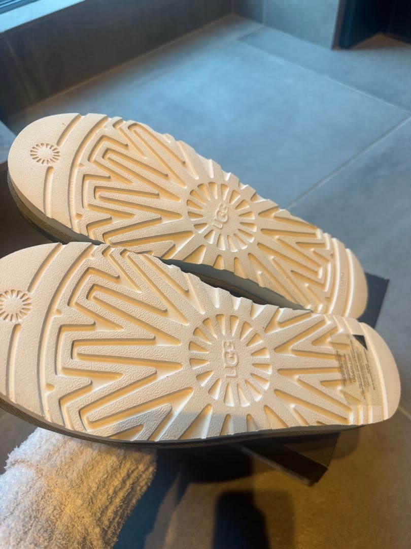 新品UGG M TASMAN LTA 29cm グリーン