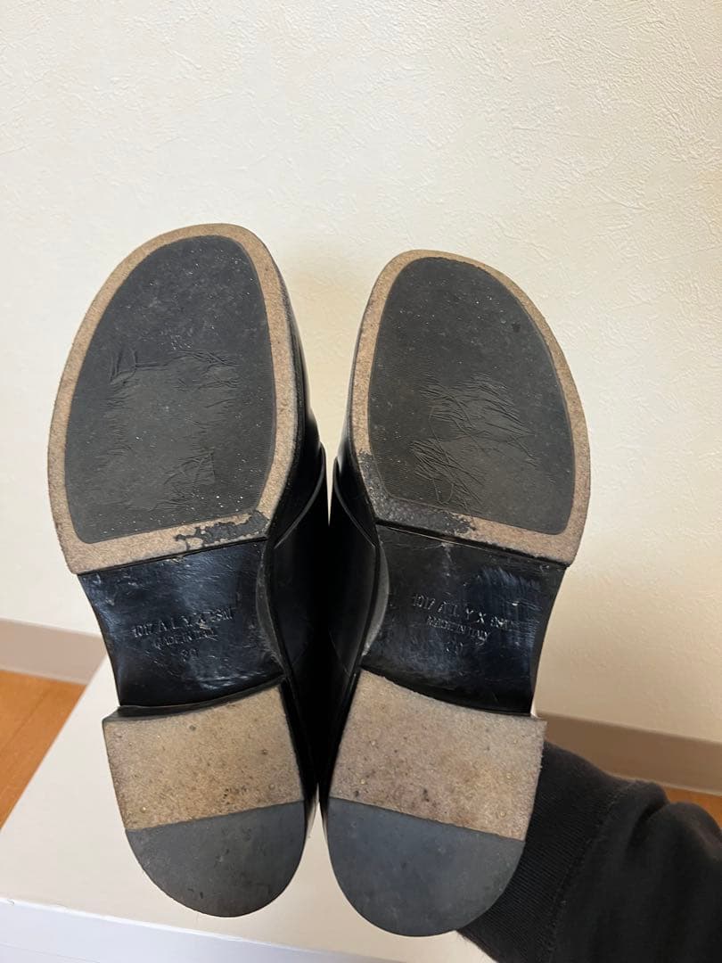 alyx ローファー　黒 金属バックル