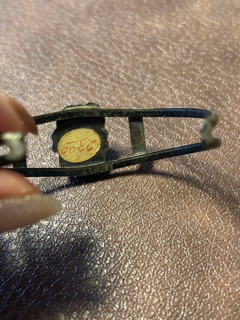 ヴィンテージ ネイティブアメリカン ナバホ ASHLEY刻印バングル