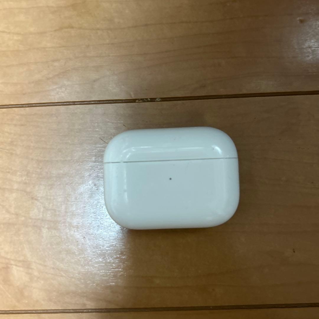 AirPods 充電ケース ホワイト