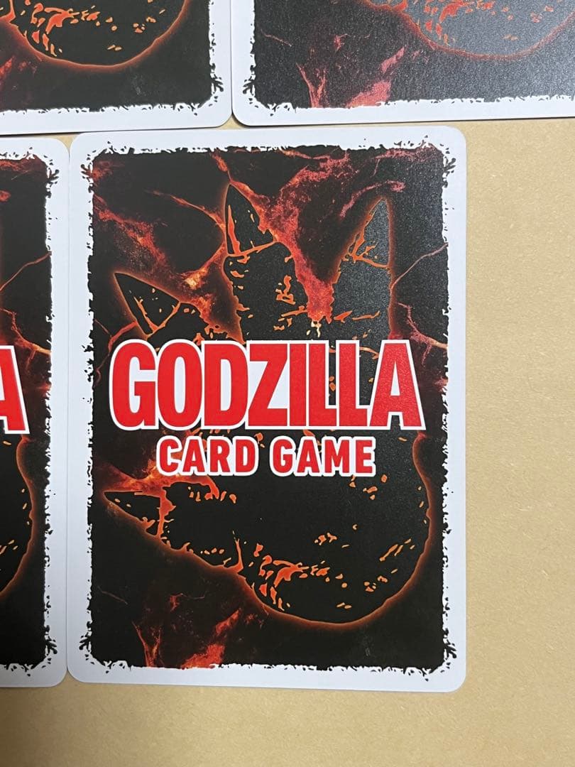 ゴジラカードゲーム　第一弾、第二弾　SSP全種　ローダー付き