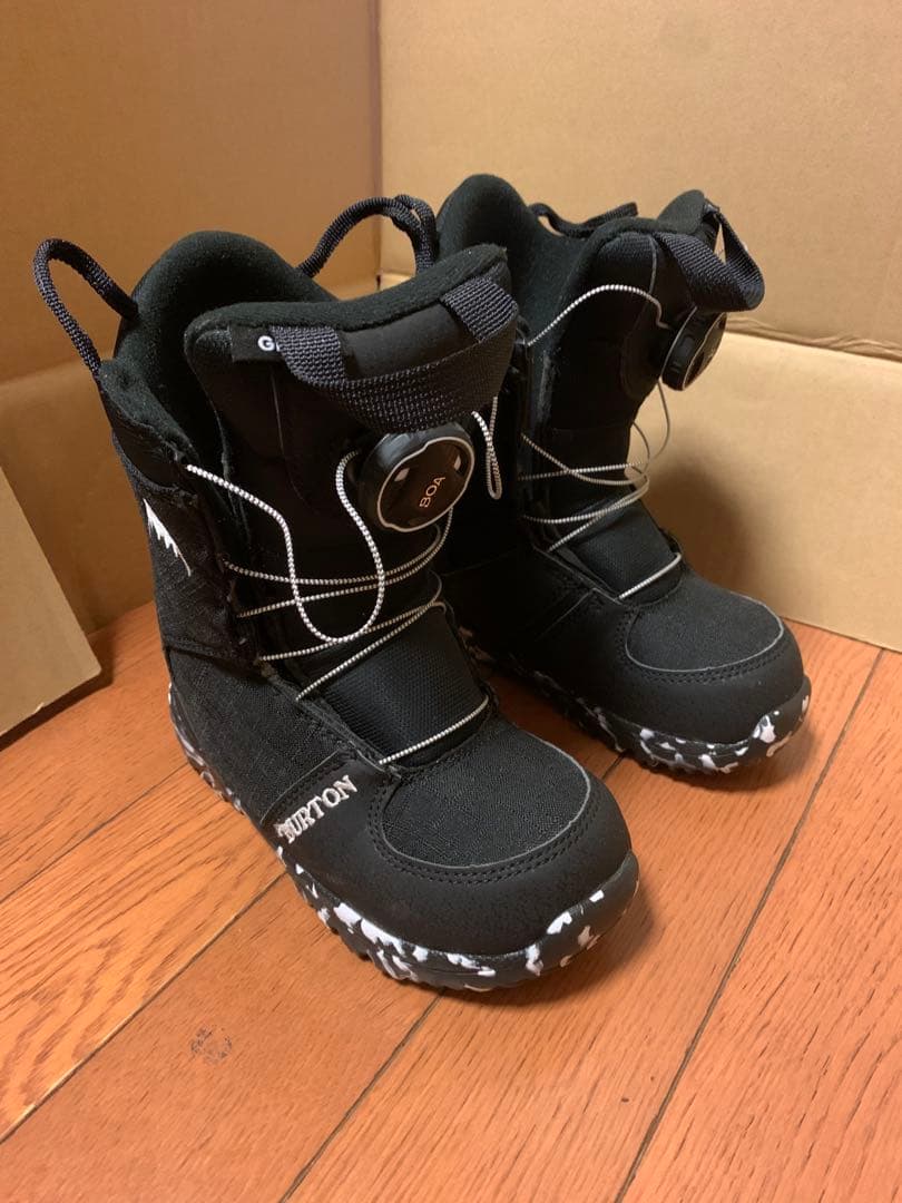 Burton グロム BOA 18.5 スノーボードブーツ キッズ