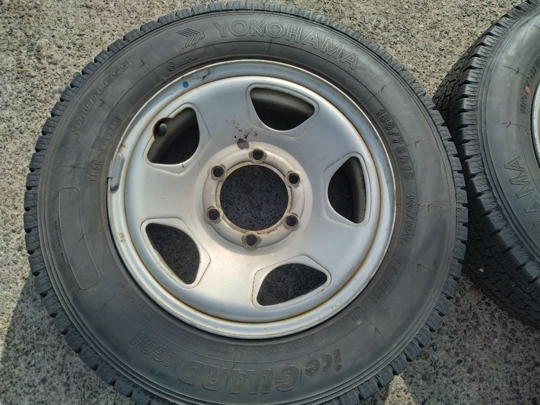 スタッドレス4本　【185/75R15】　ハイエースDXジャストロー　名古屋西部