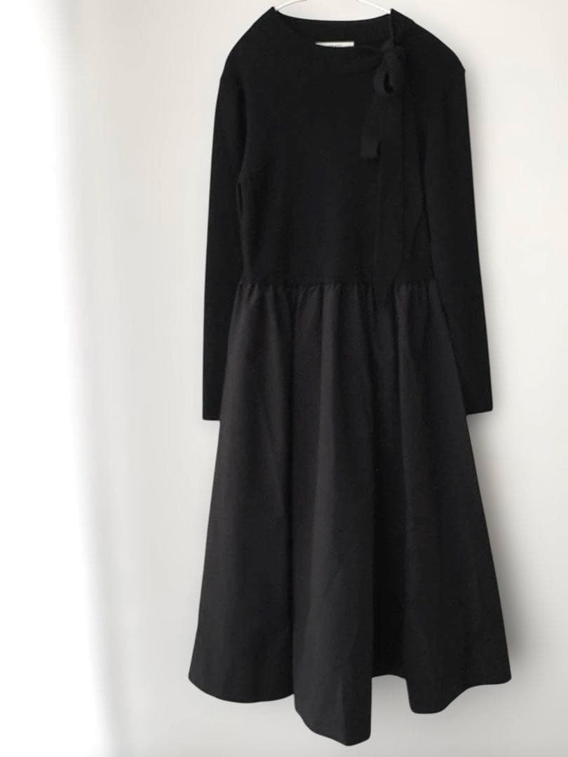 極美品✨【ANAYI】リボン付タフタドッキングワンピース　黒　¥52,800