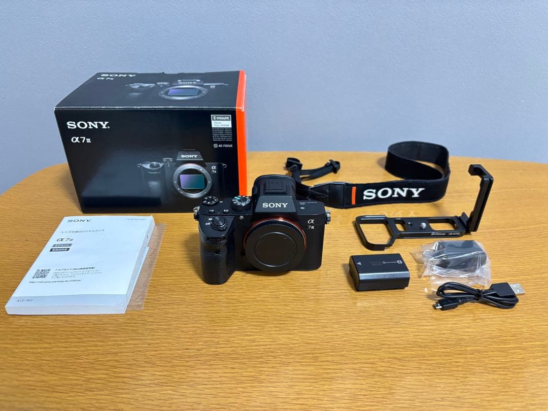 SONY α7 III ミラーレスカメラ 本体