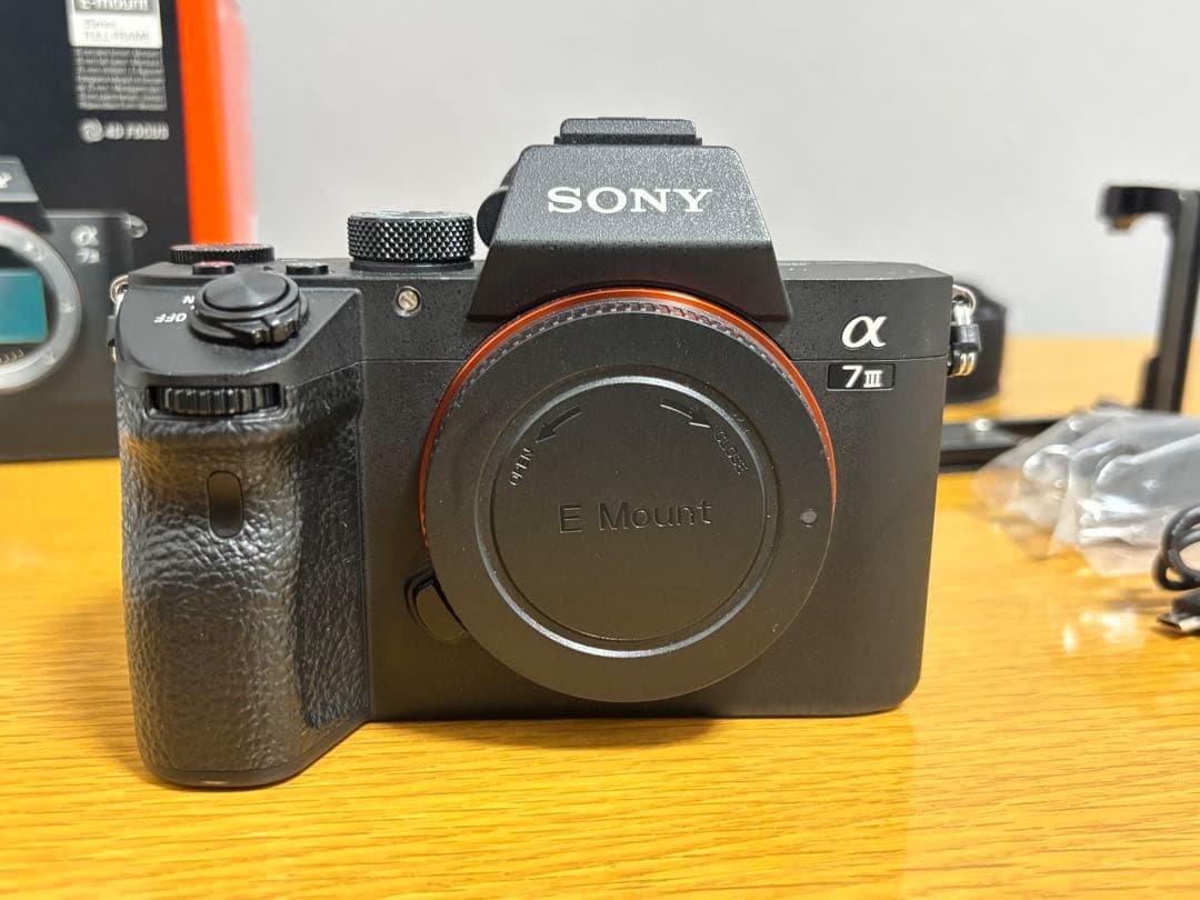 SONY α7 III ミラーレスカメラ 本体