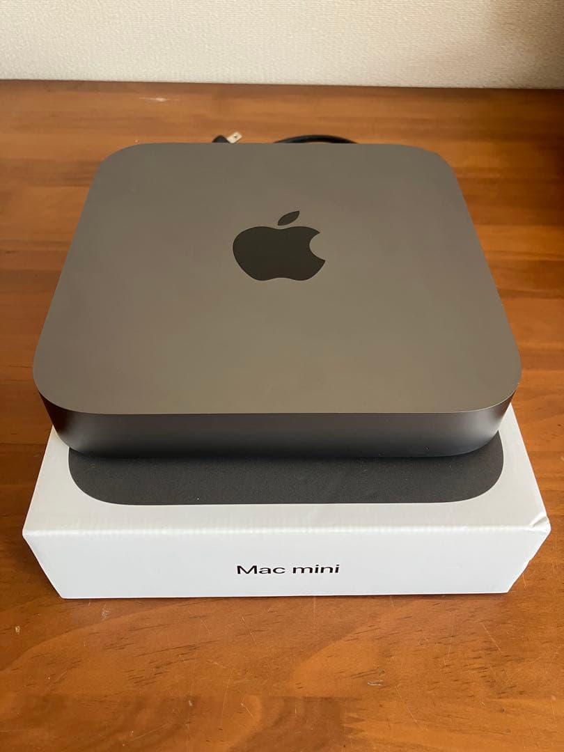 Apple Mac mini 2018 8G 256G i3グレー 元箱付き