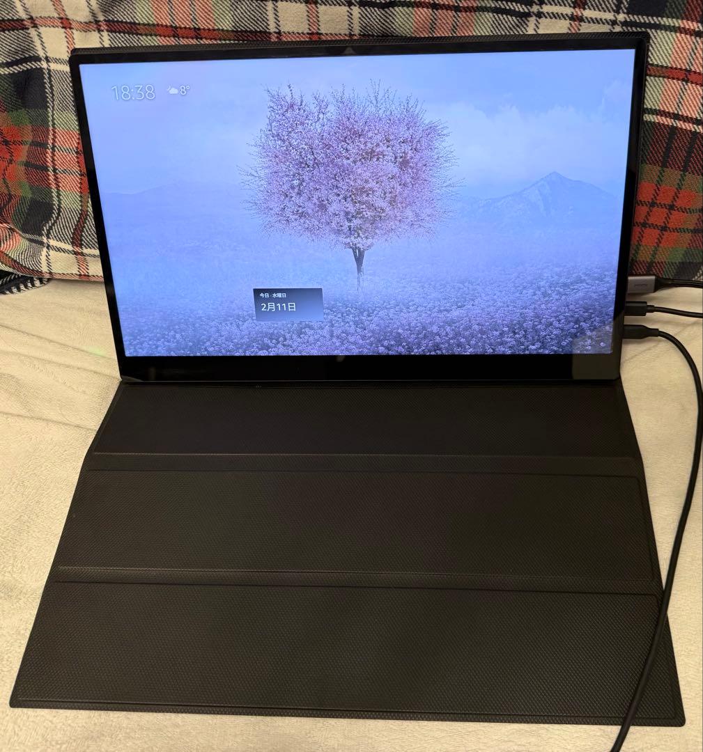 17.3インチ 4K解像度 光沢 HDR10 タッチパネル対応 モバイルモニター