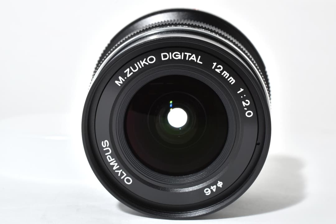 オリンパス M.ZUIKO DIGITAL ED 12mm F2.0 C490