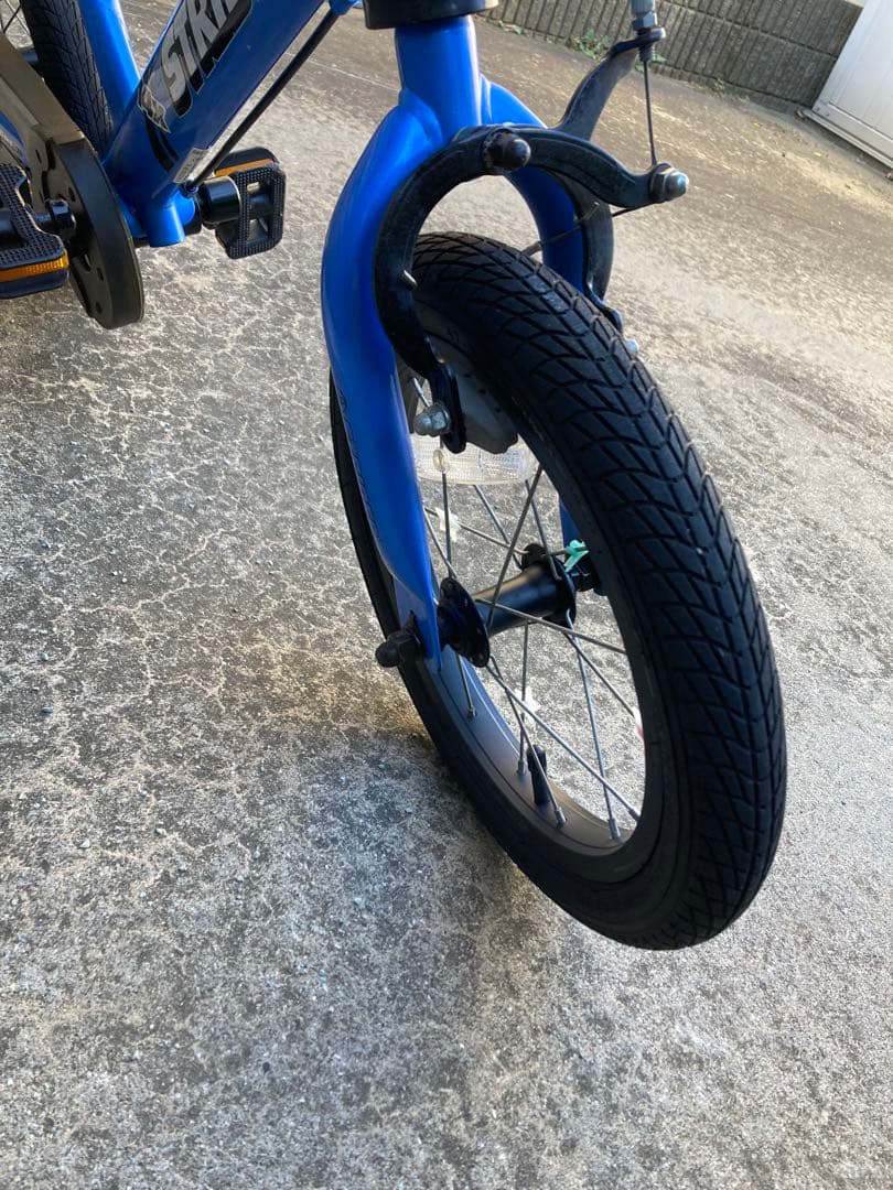 送料込み　STRIDER 14インチ キッズバイク 青　ストライダー14X 水色