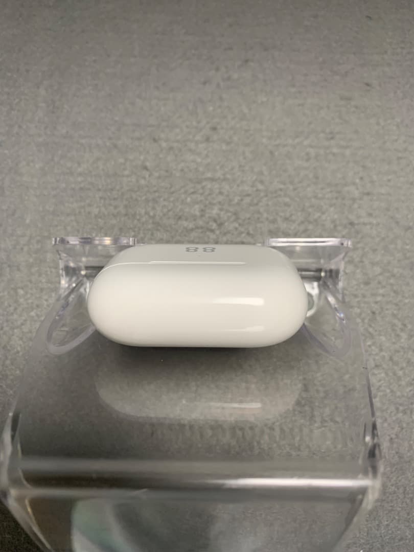 刻印あり中古 AirPods Pro 第2世代 Lightning充電口