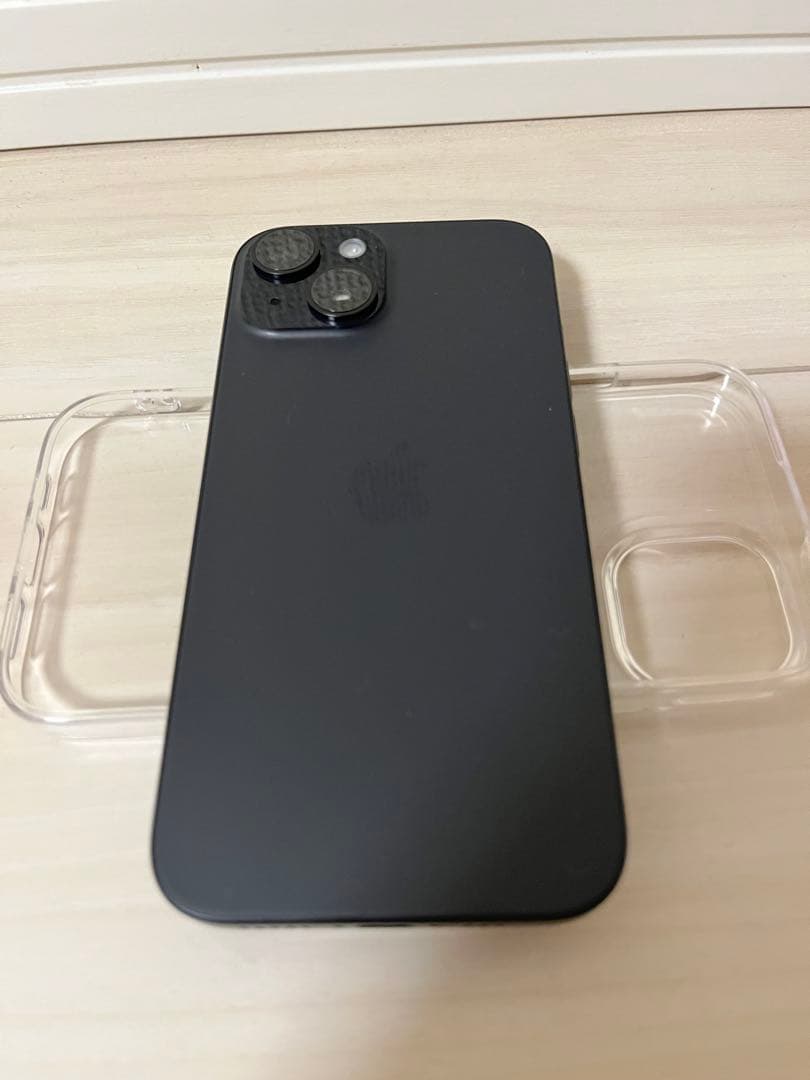 【極美品】iPhone15 ブラック SIMフリー