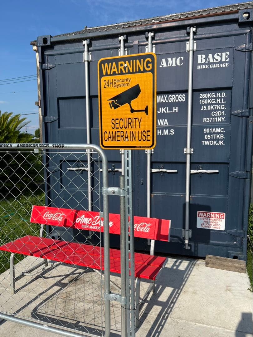 防犯カメラ　セキュリティーロードサイン