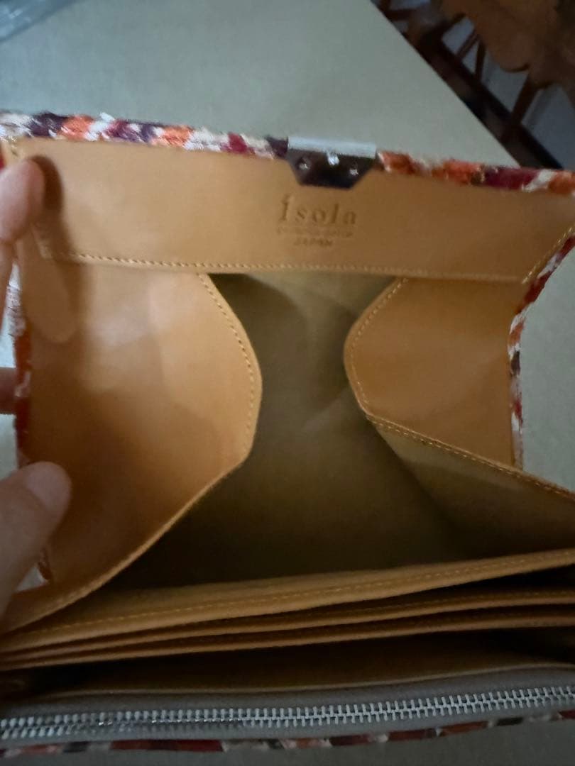 Isola 蛇皮長財布