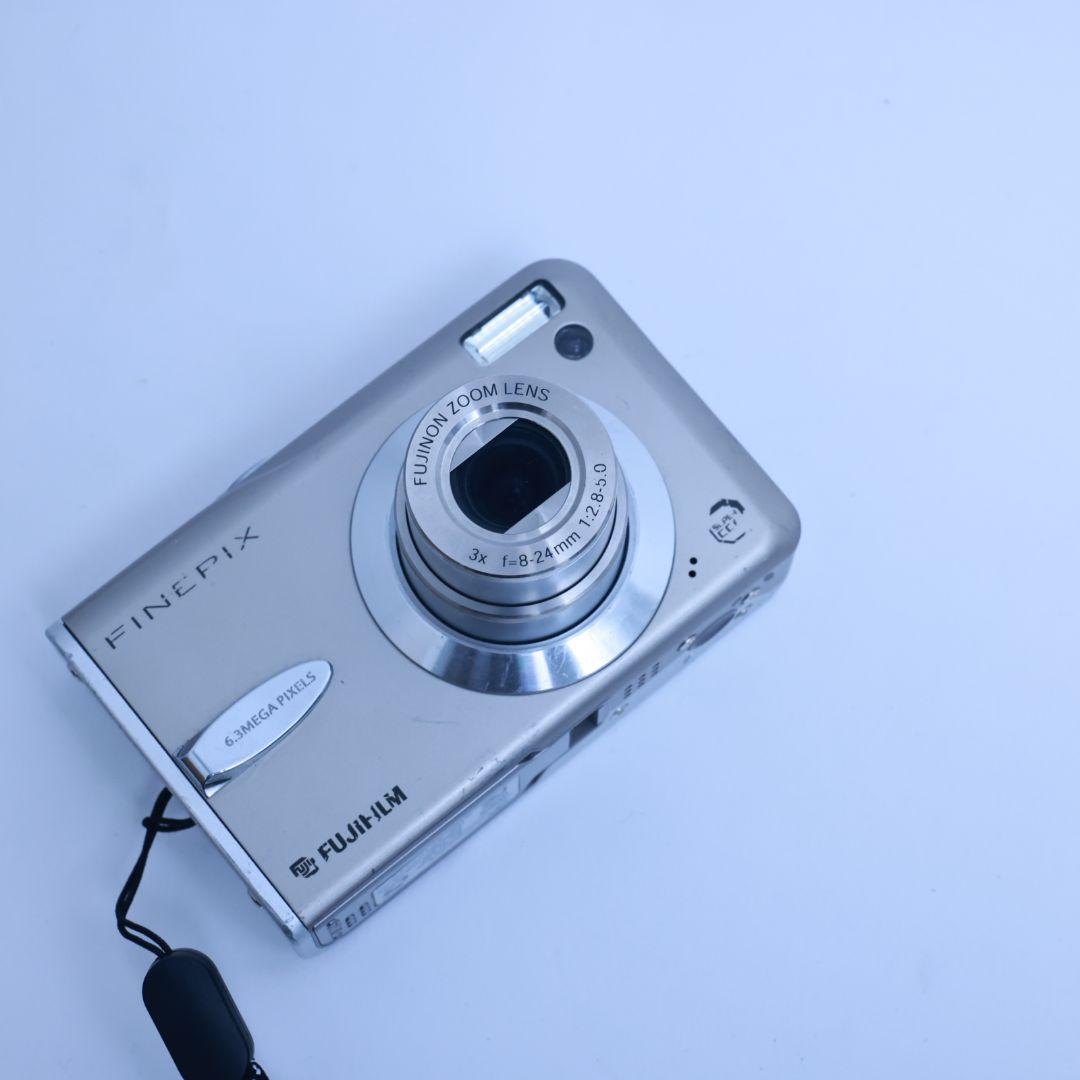 スマホ転送可 FUJIFILM F30 デジタルカメラ メモリーカード付