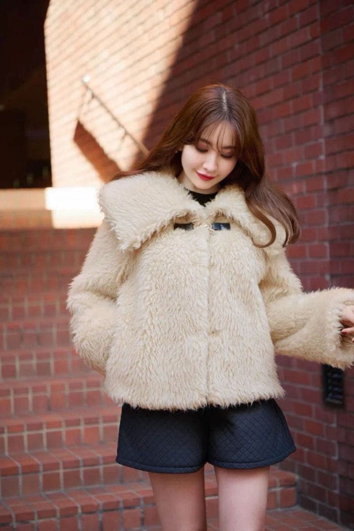 ジャケット・アウター Bruxelles Wool-Blend Coat herlipto