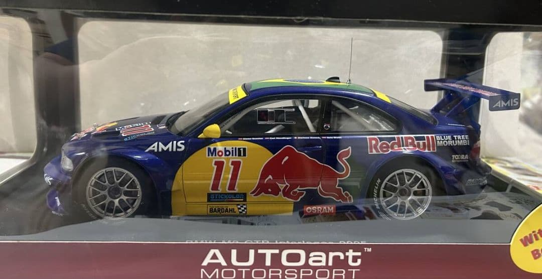 1/18オートアート2005  M3GTR E46 レッドブル