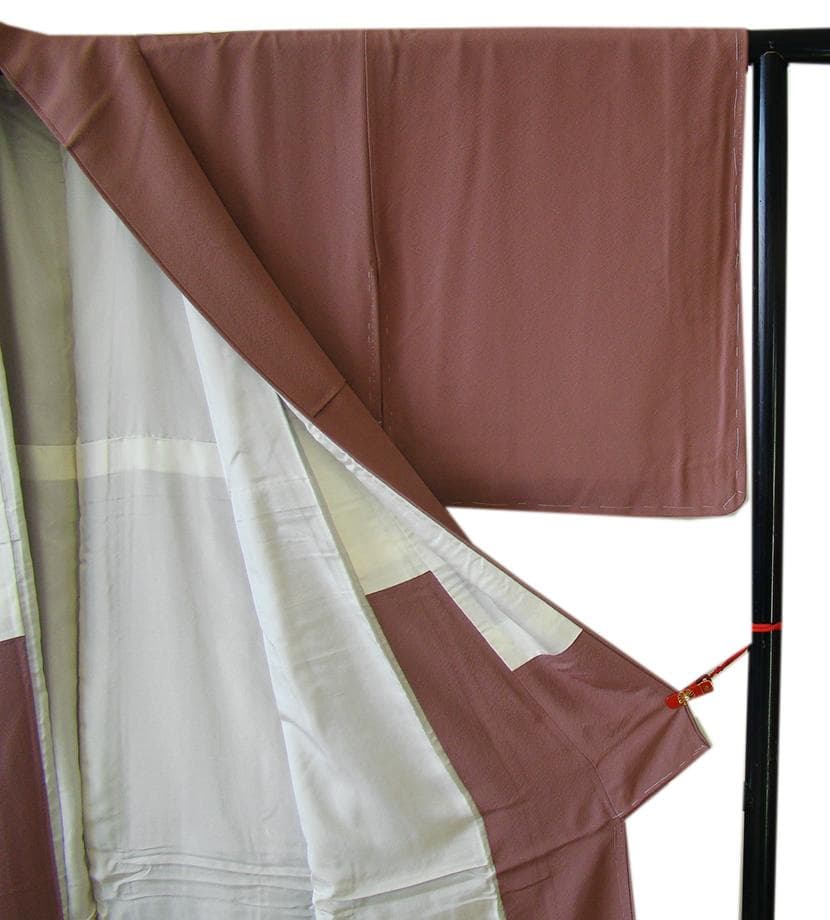 値下げ交渉ＯＫ！裄長め 極上丹後ちりめん 堅牢草木染 色無地 正絹 Ｂ７５９