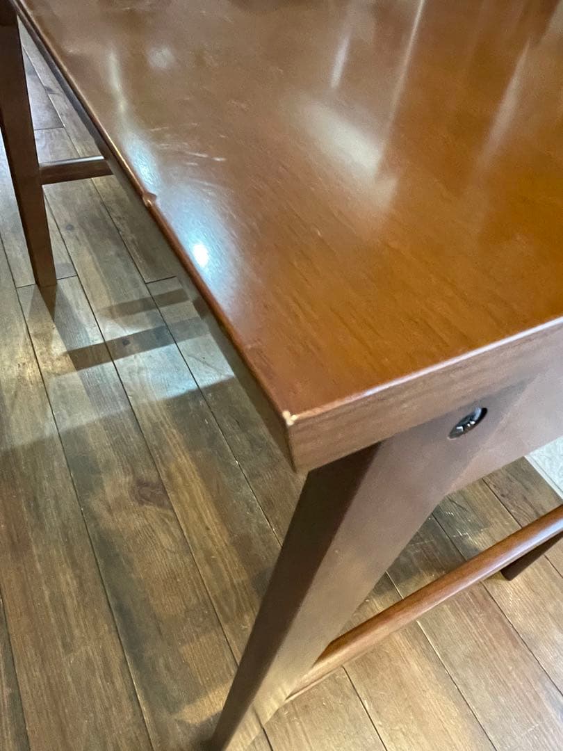 【カリモク60】デスク　ウォールナット