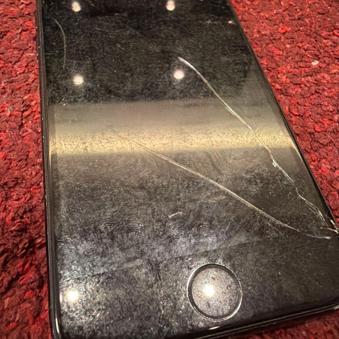 iPhone 7とiPhone 8Plus セットジャンク品