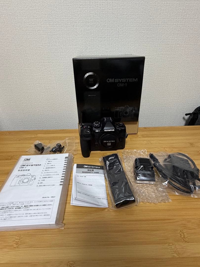 【シャッター回数2100回】OM system OM-1