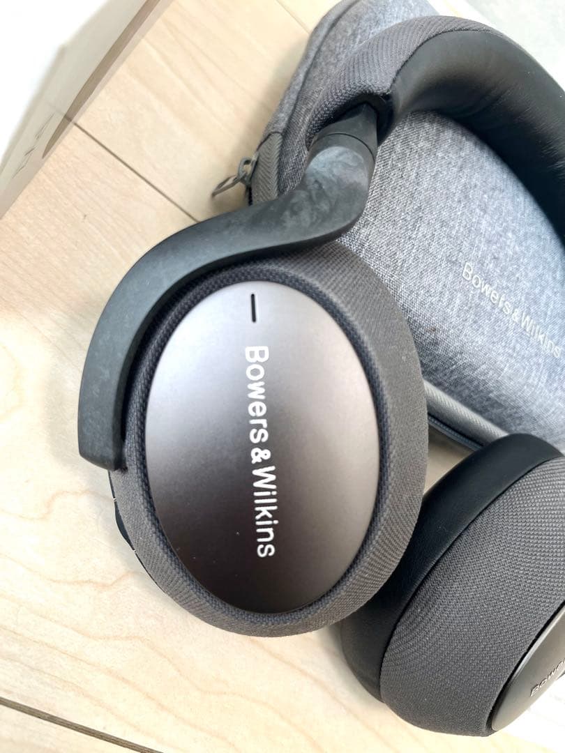 Bowers & Wilkins PX7 ワイヤレスヘッドホン スペースグレー