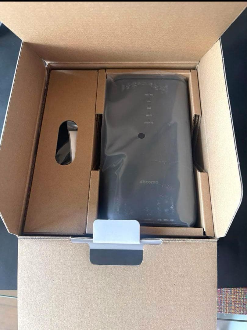 新品未使用 ドコモ docomo 5G HR-02