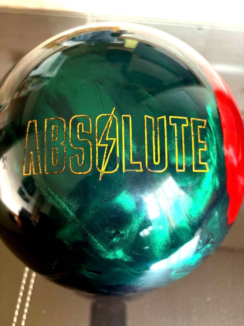 ボウリングボール15Ｐ　アブソリュート