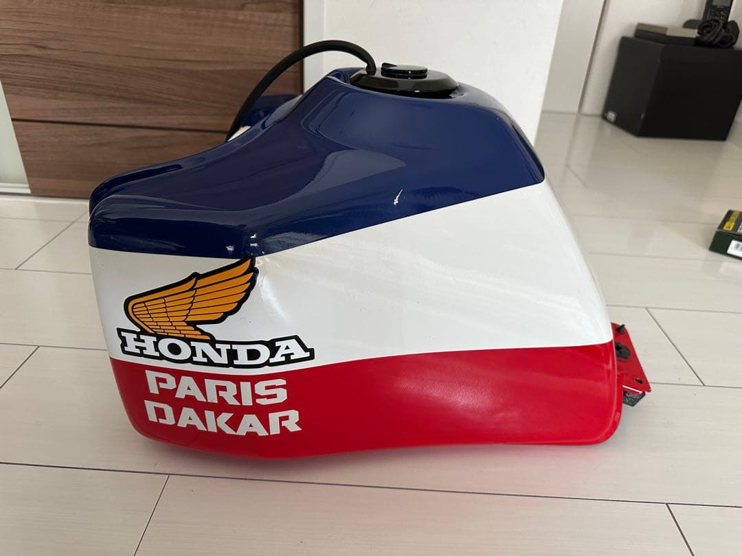 HONDA XL パリダカール トリコロール樹脂製タンク