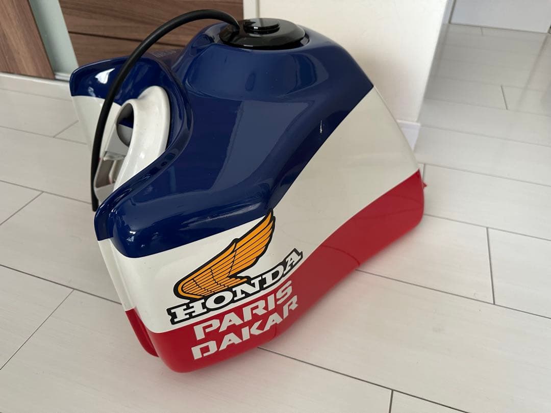 HONDA XL パリダカール トリコロール樹脂製タンク