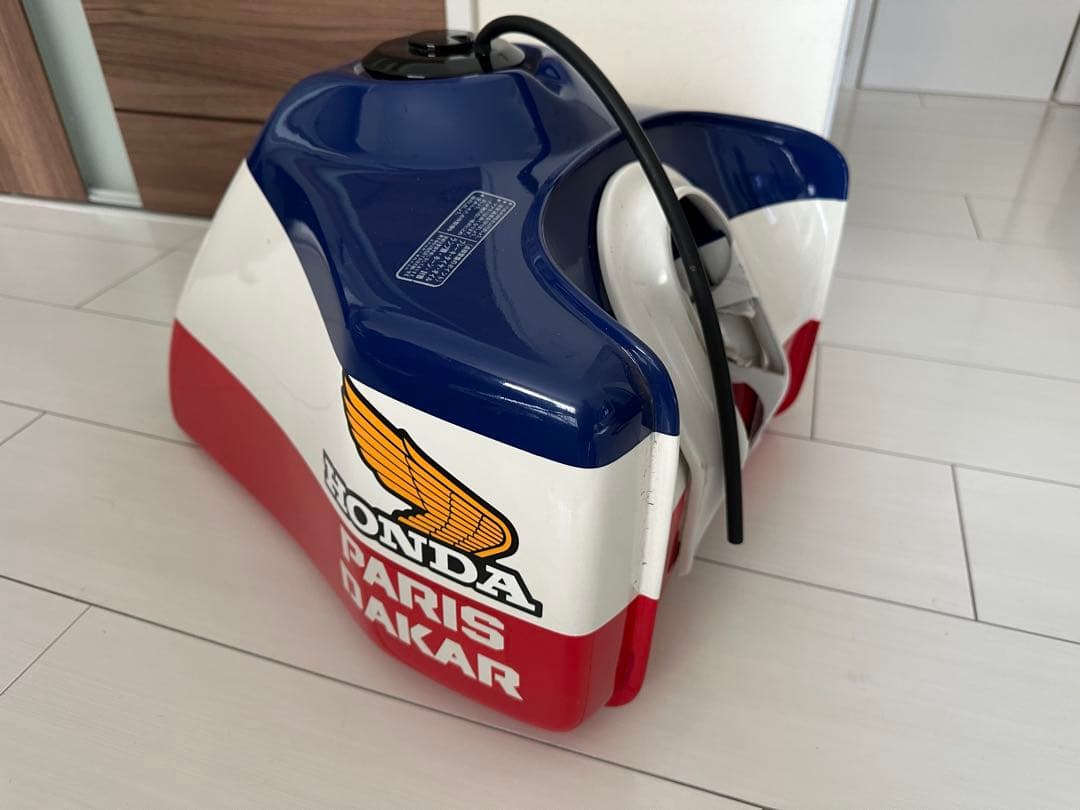 HONDA XL パリダカール トリコロール樹脂製タンク