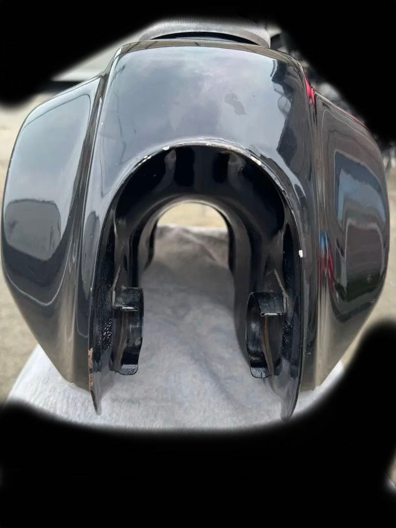 TW200 燃料タンク 黒 キー無しキャップ、取付ステー付