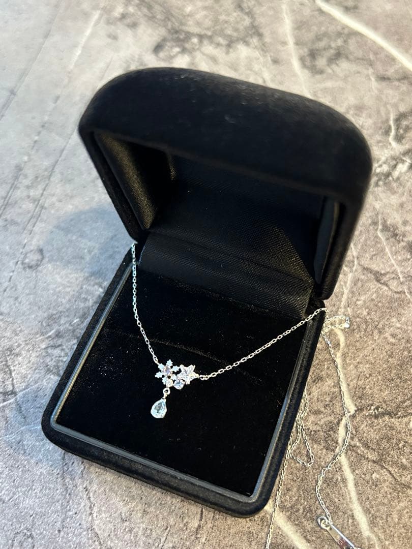 TAKE UP K10 WG ネックレス　雪の結晶　しずく　星形　ジルコニア