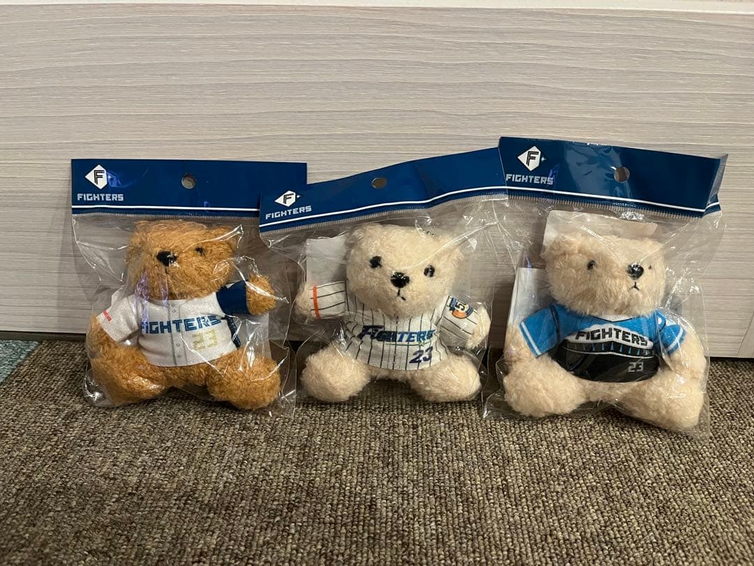 日本ハムファイターズ　ユニフォームベアキーチェーン　伏見寅威　3個セット