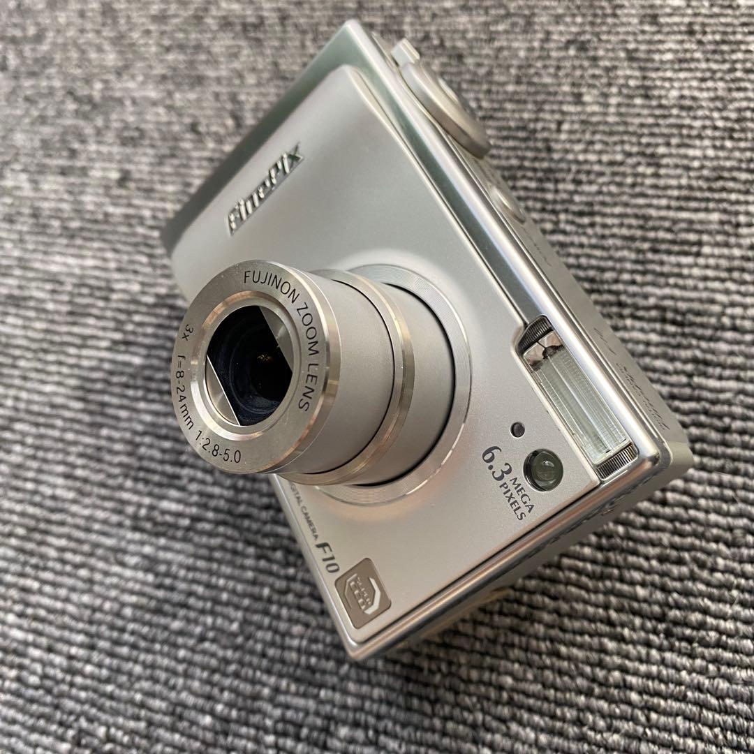【美品】Fujifilm FinePix F10 コンパクトデジタルカメラ