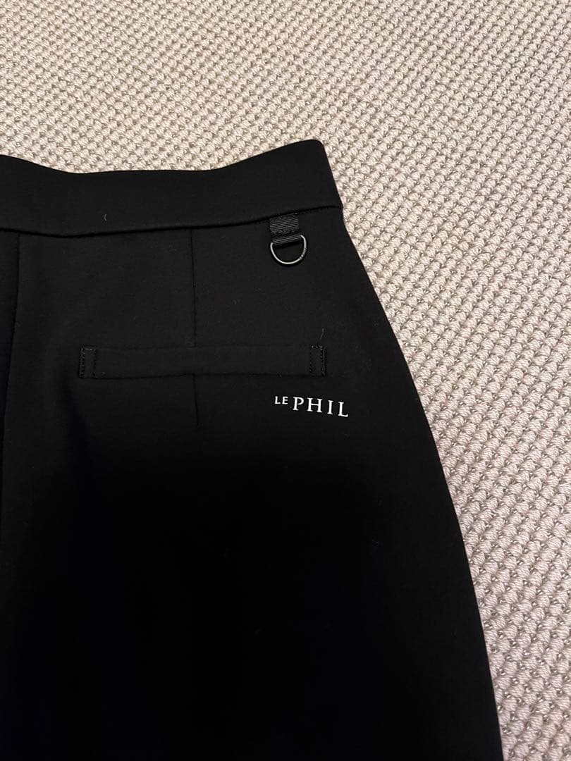 LE PHlL LE PHIL SPORTS》ストレッチサーモポンチパンツ