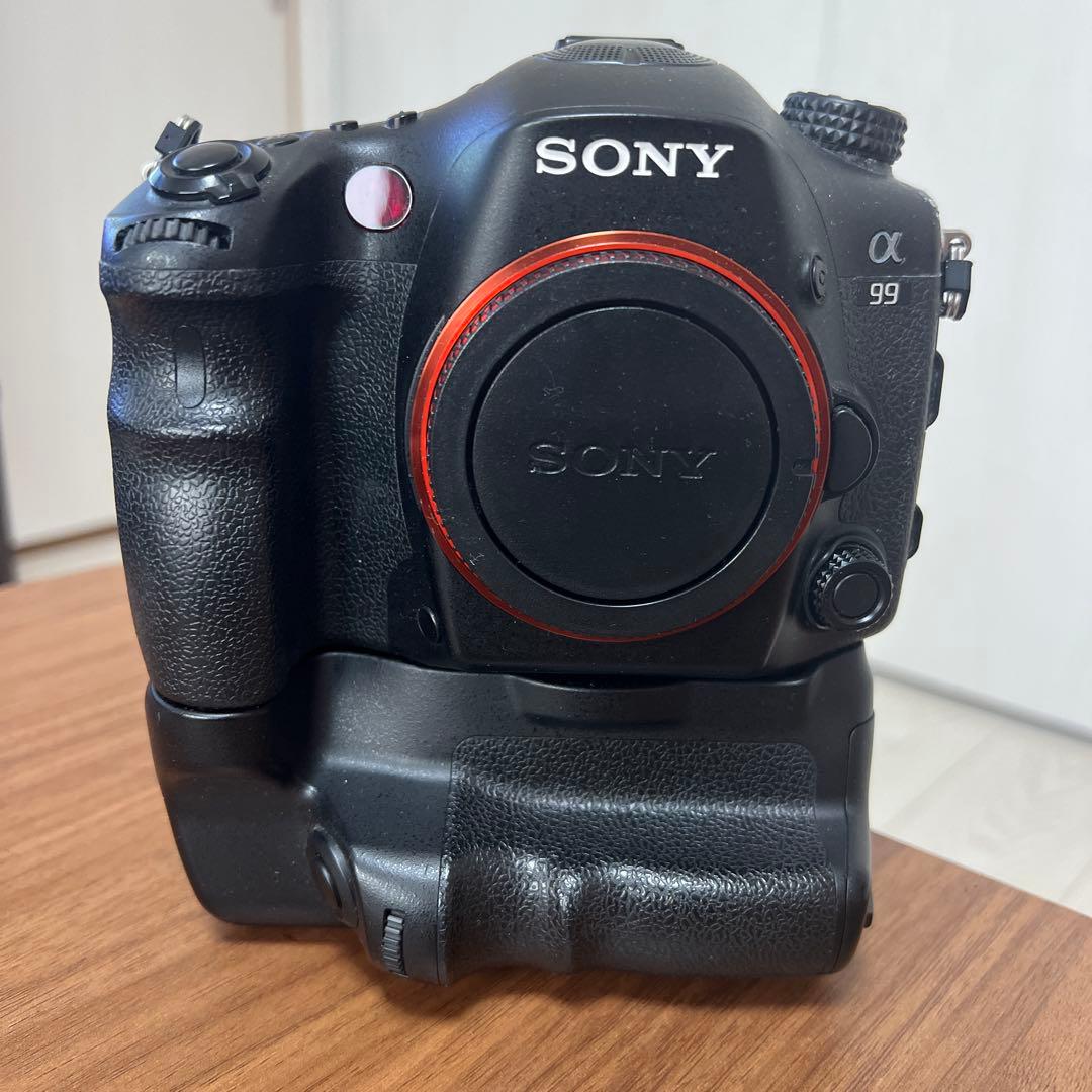 SONYα99/純正グリップVG-C99A付です。